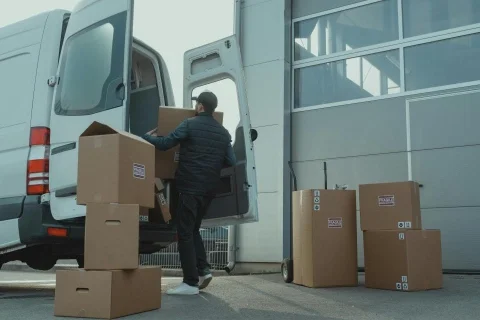 Five Signs Your Delivery Business Is Ready to Upgrade to a Digital Management System